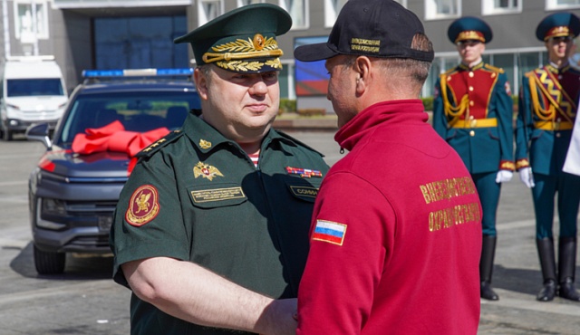 Генерал-полковник Василий Сонин поздравил победителей Всероссийского конкурса профессионального мастерства «Лучший по профессии»